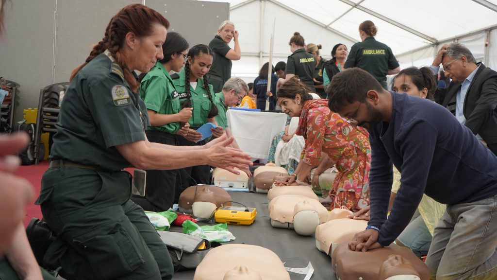 London Lifesavers event at Neasden Temple